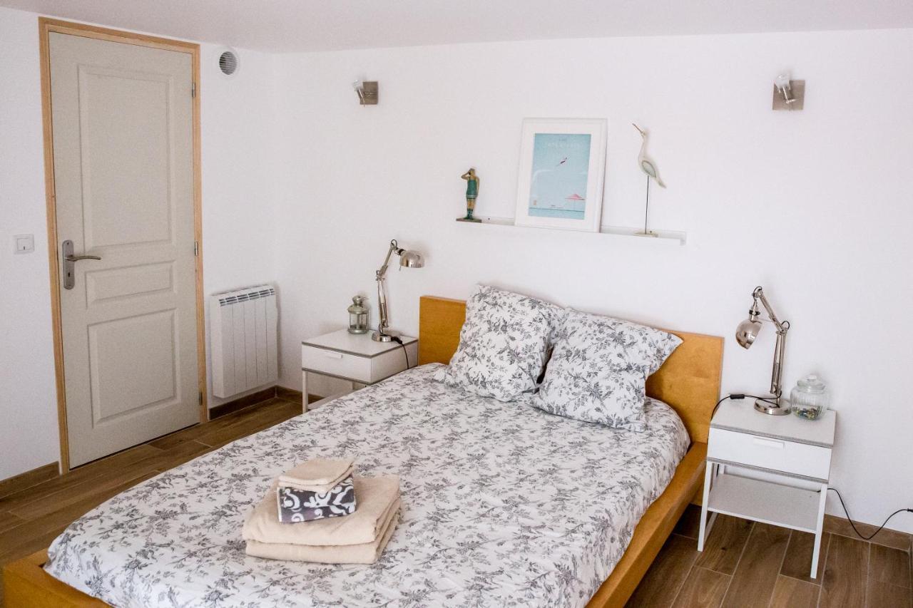 Les Grillons - Appartement 4 pers plus bébé - 2 pièces proche Mer Saint-Raphaël Exterior foto